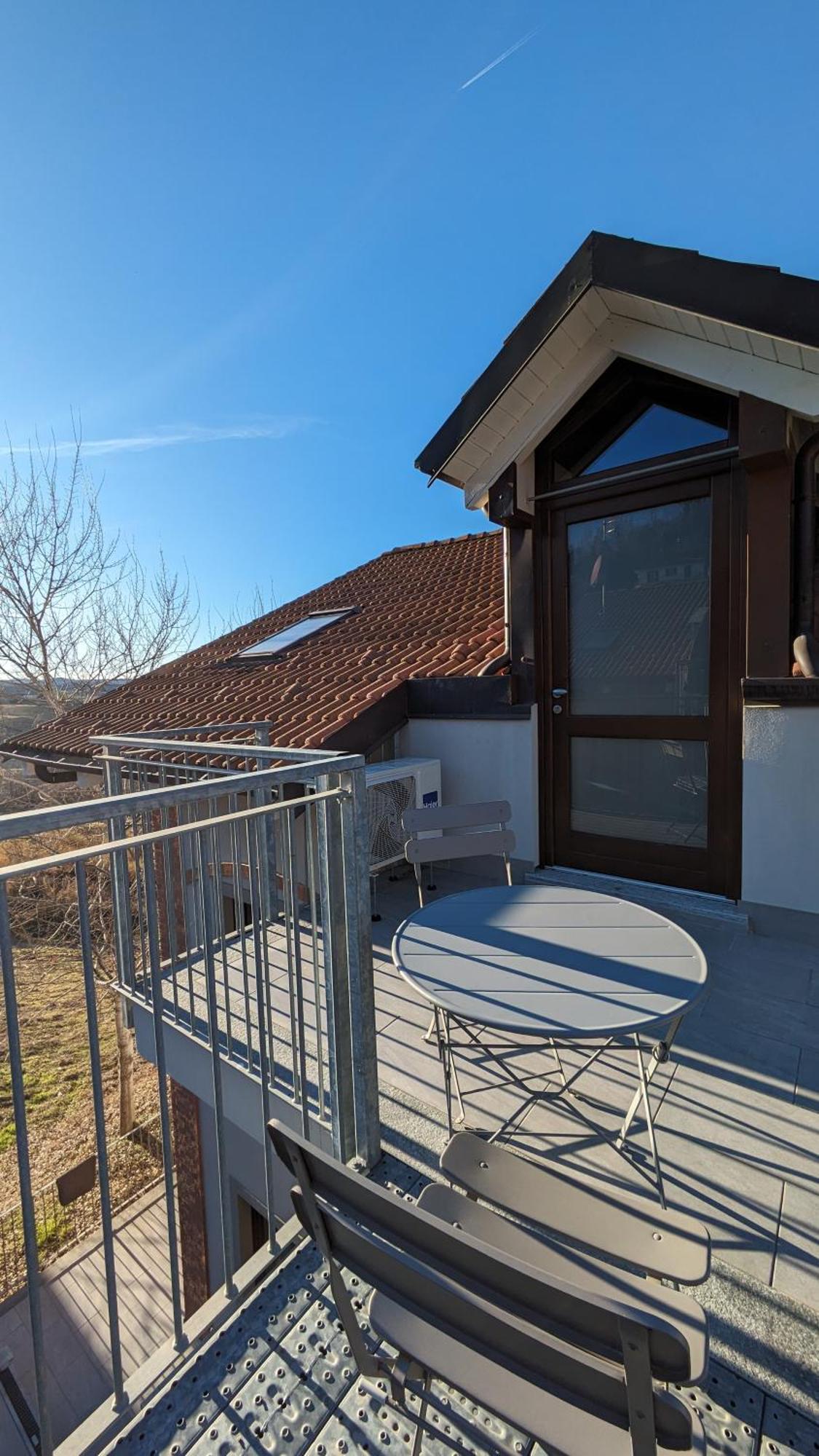 Hotel Charming Barolo Wine Loft Monforte dʼAlba Esterno foto