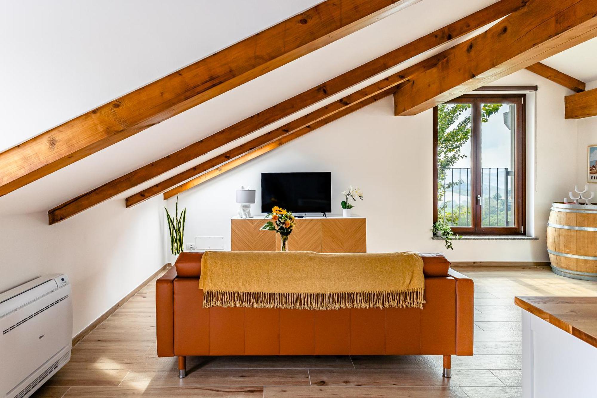 Hotel Charming Barolo Wine Loft Monforte dʼAlba Esterno foto